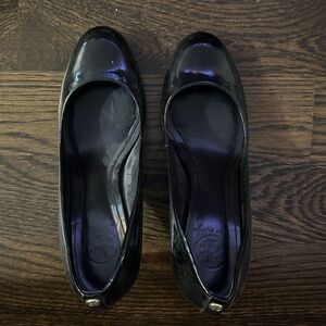 Tory Burch Patent Leather pumps sz 9